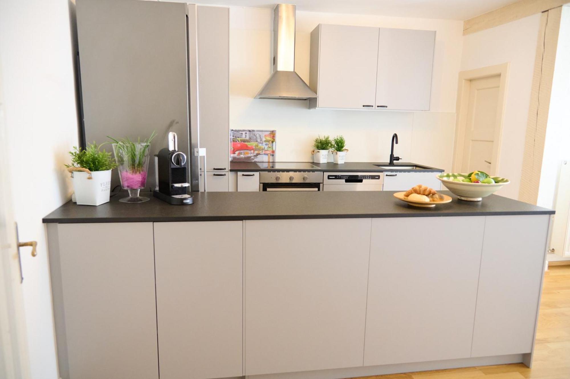 Zentrales Apartment Pfaenderblick Bregenz Bagian luar foto